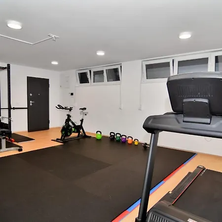 Azzurro - With Private Rooftop Jacuzzi * Zadar