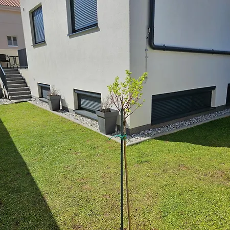 Azzurro - With Private Rooftop Jacuzzi Zadar