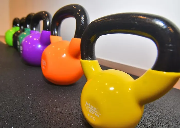 Azzurro - With Private Rooftop Jacuzzi